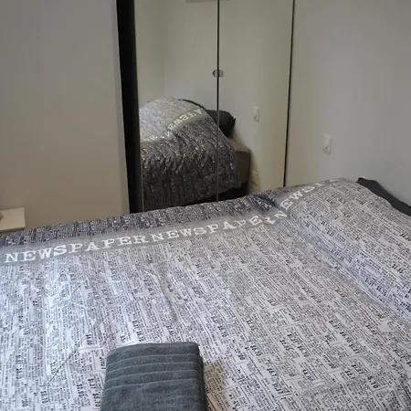 Petit T2 Hypercentre Avec Terrasse Privee - 006 * Руан