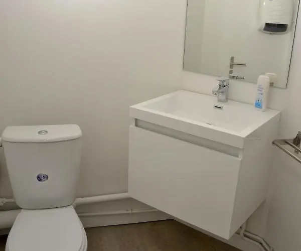 Apartment Petit T2 Hypercentre Avec Terrasse Privee - 006 *